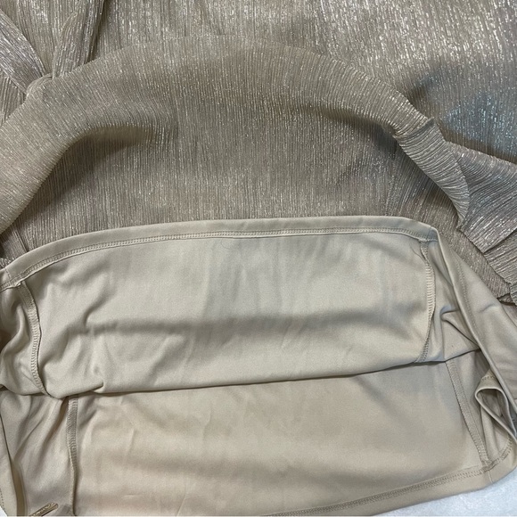 Anne Klein gold maxi dress. - Picture 11 of 13